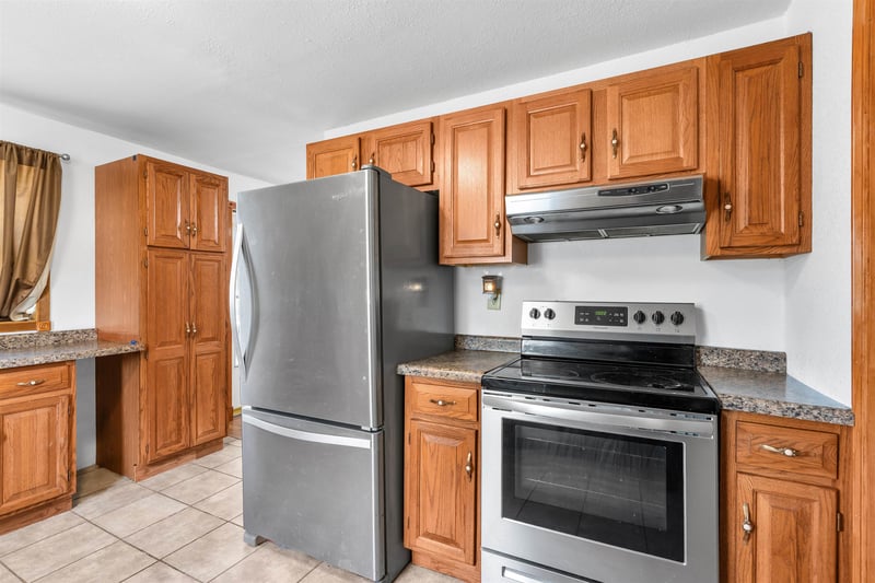 17 5th St, Winneconne, WI 54986