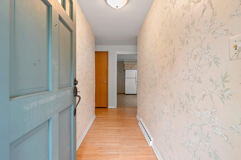 915 Tommark St, Green Bay, WI 54304-2355