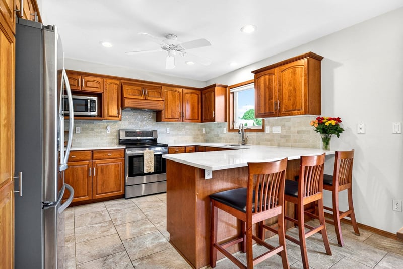 N9152 Kernan Ave, Appleton, WI 54915