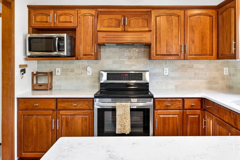 N9152 Kernan Ave, Appleton, WI 54915