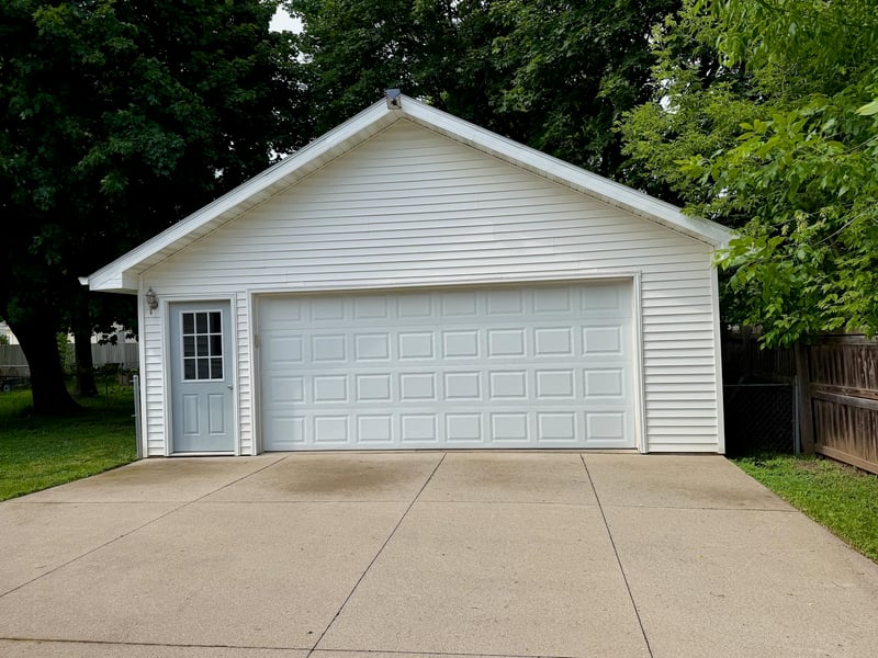 1340 Commercial St, Appleton, WI 54914