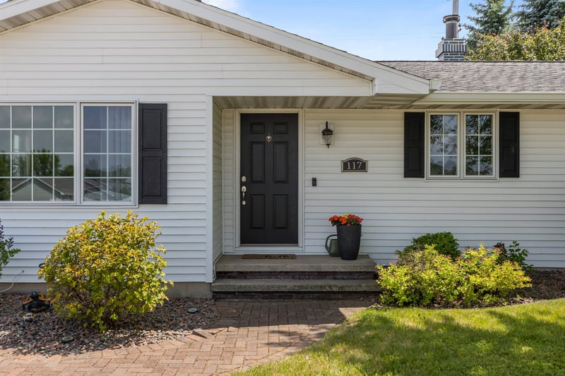 117 St Marys Pl, Kaukauna, WI 54130