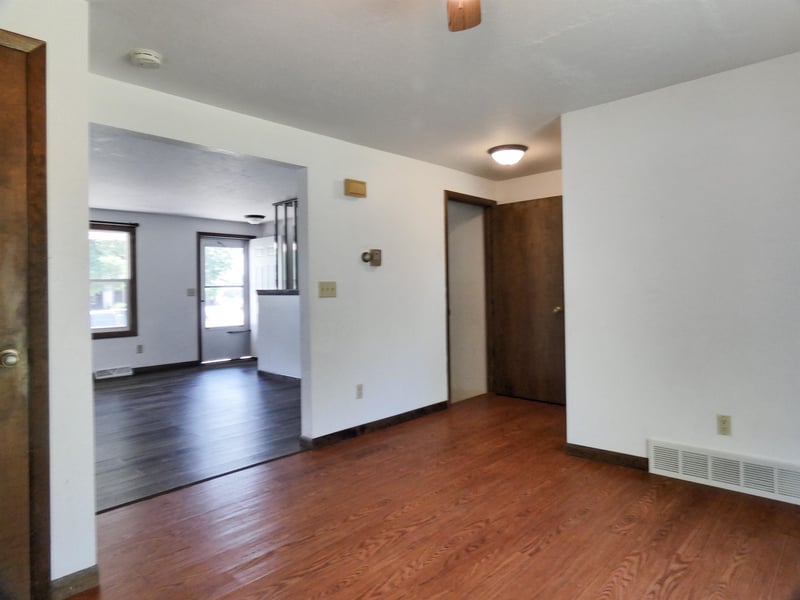465 Good Hope Rd, De Pere, WI 54115