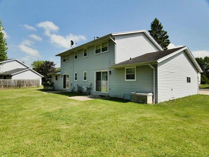 465 Good Hope Rd, De Pere, WI 54115