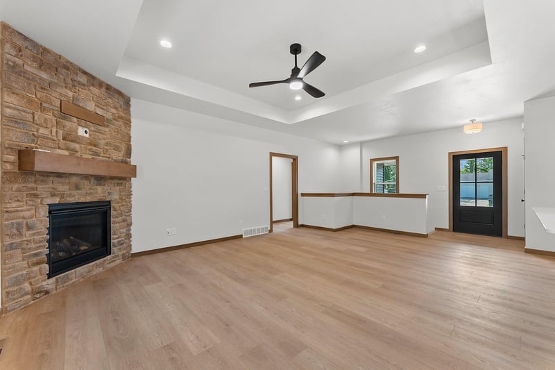 413 Carrie Lynn Ave, Algoma, WI 54201