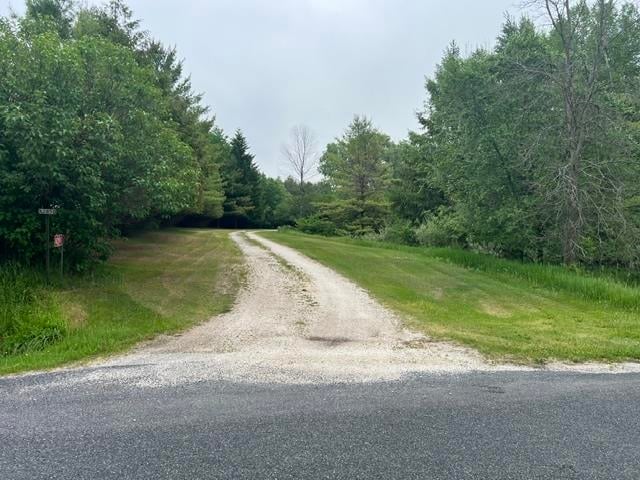 N2050 St Peters Rd, Kewaunee, WI 54216-9532