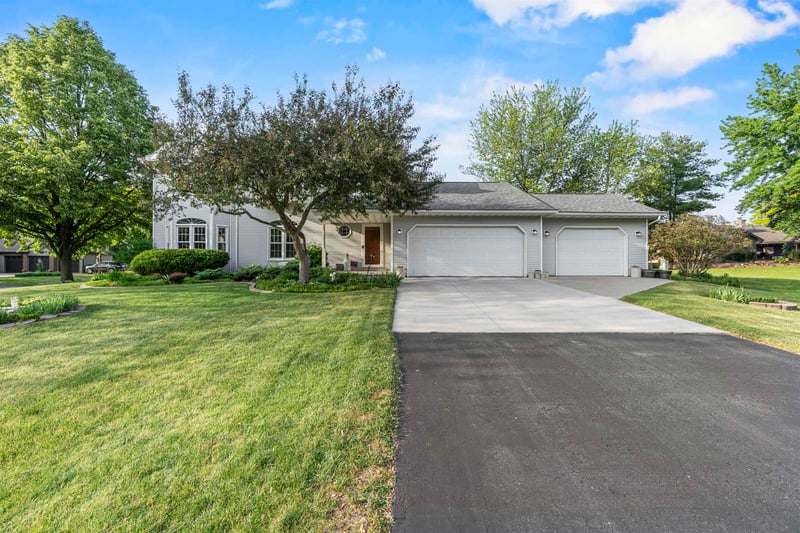N340 Tamarack Cir, Appleton, WI 54915