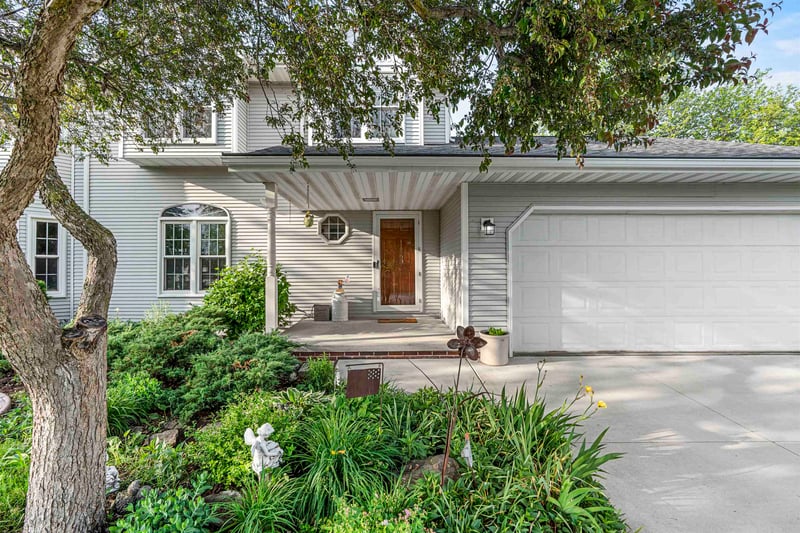N340 Tamarack Cir, Appleton, WI 54915