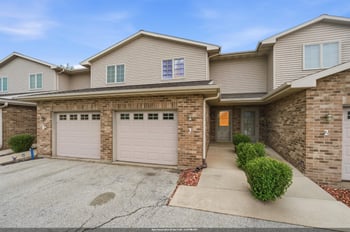 2127 Royal Crest Cir #3, Green Bay, WI 54311