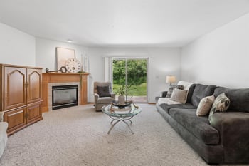2127 Royal Crest Cir #3, Green Bay, WI 54311