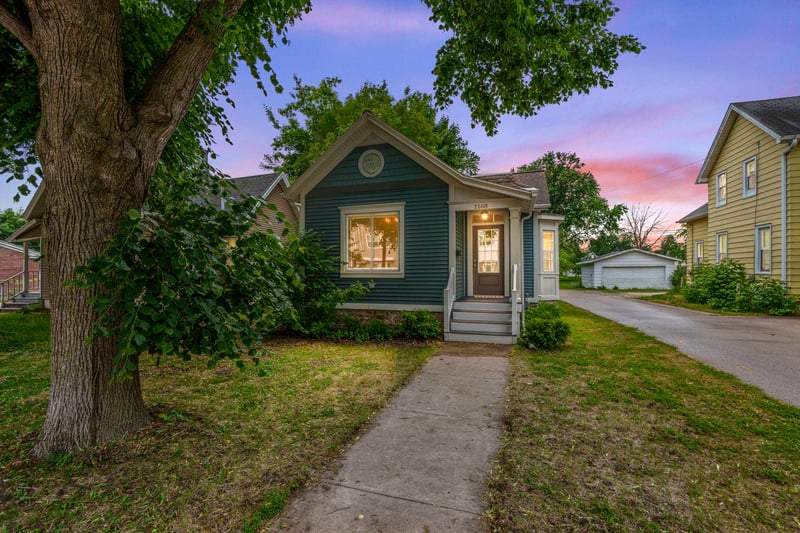 1168 Walnut St, Green Bay, WI 54301