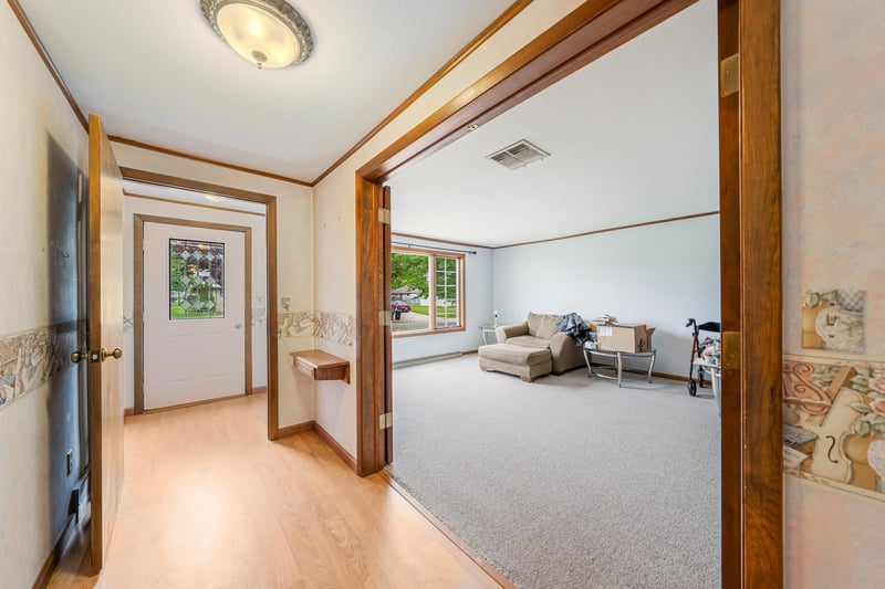 1614 Dawn St, Algoma, WI 54201