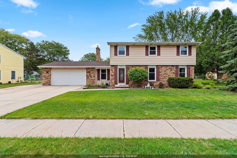 241 Scout Way, De Pere, WI 54115