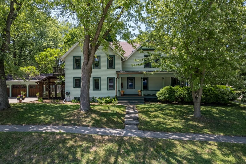 1001 Lawe St, Appleton, WI 54915