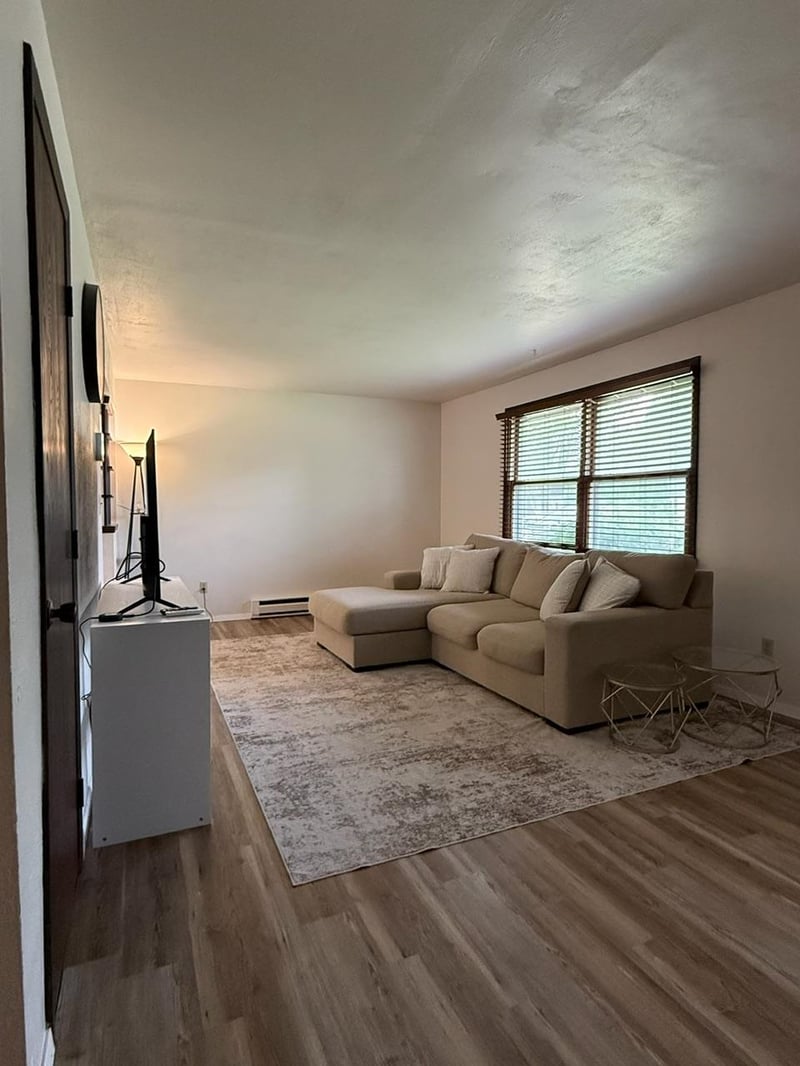 1021 Claude St, Menasha, WI 54952