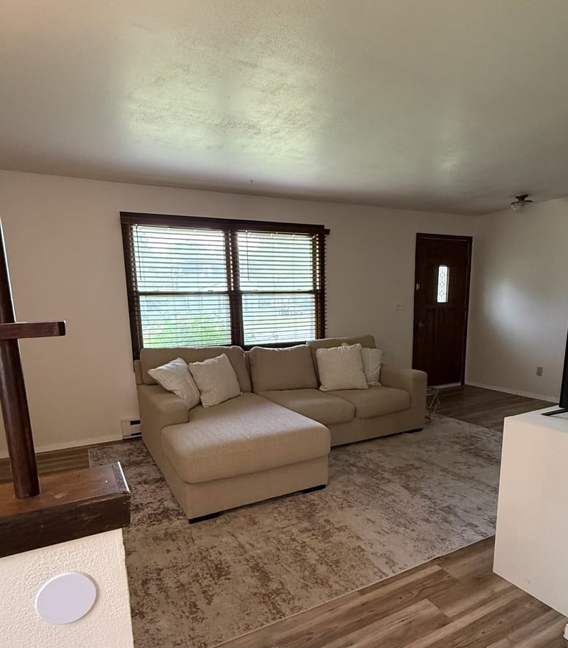1021 Claude St, Menasha, WI 54952