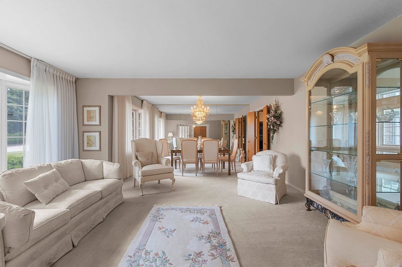 161 St Marys Blvd, Green Bay, WI 54301