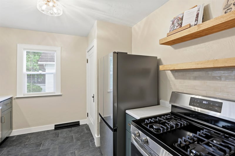 519 Summer St, Appleton, WI 54911-4329