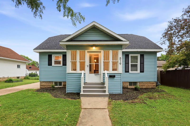 519 Summer St, Appleton, WI 54911-4329