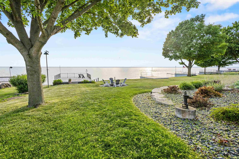 N5661 Rockland Beach Rd, Hilbert, WI 54129-9256