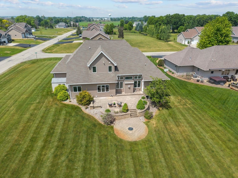 493 Dalton Rd, Neenah, WI 54956
