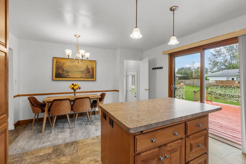 2715 W 1st Ave, Appleton, WI 54914