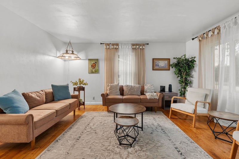2715 W 1st Ave, Appleton, WI 54914