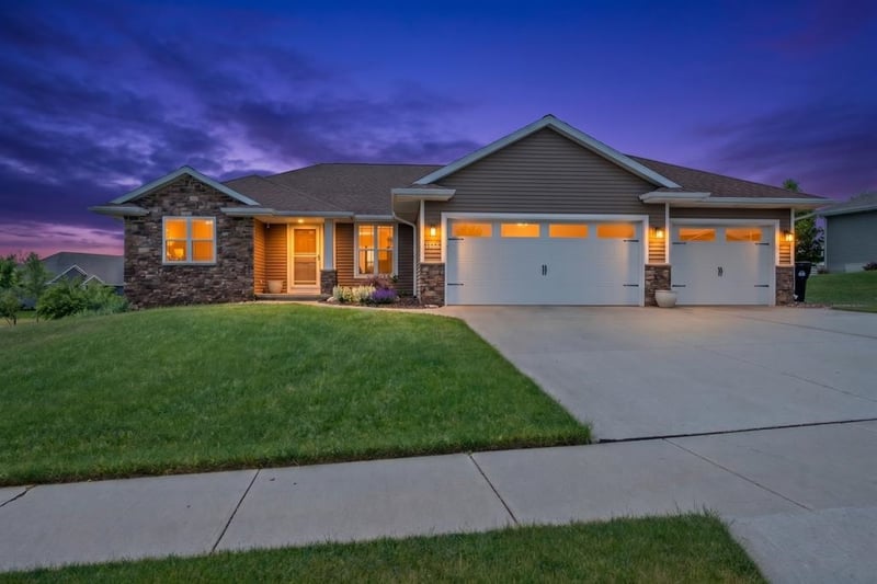 3543 Becket Dr, Green Bay, WI 54313