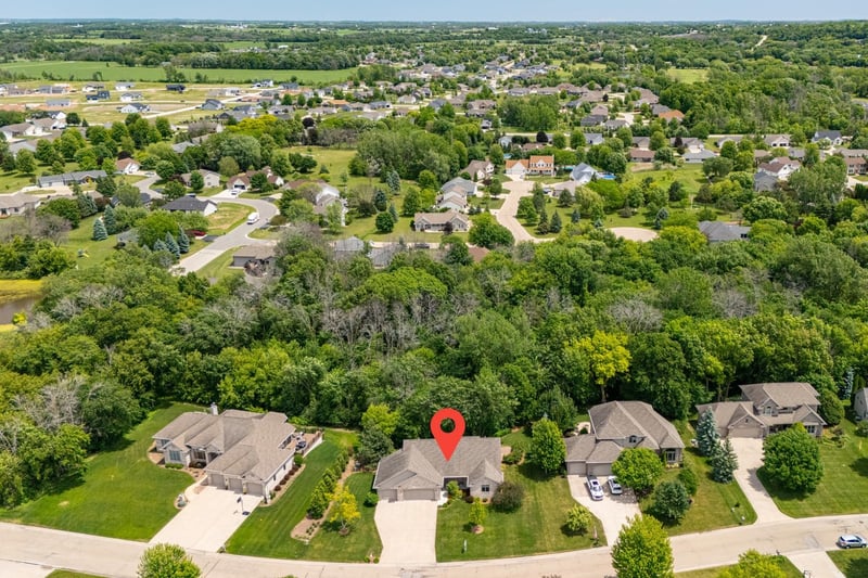 N7914 Creekside Dr, Sherwood, WI 54169