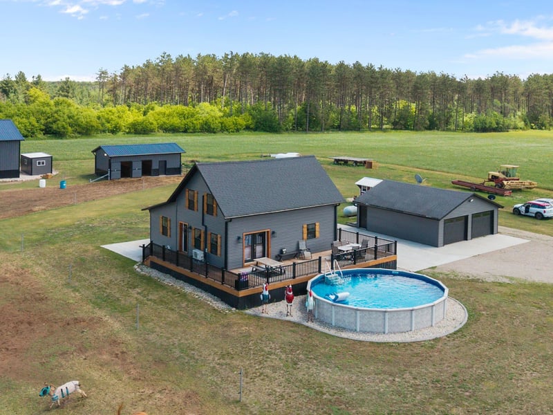13139 Logan Rd, Suring, WI 54174