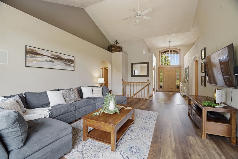 N983 Fox Springs Dr, Greenville, WI 54942