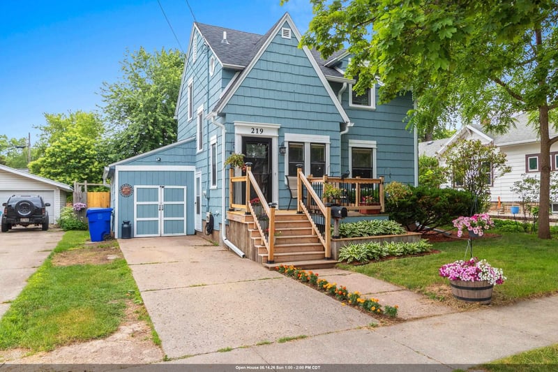 219 Hancock St, Appleton, WI 54911