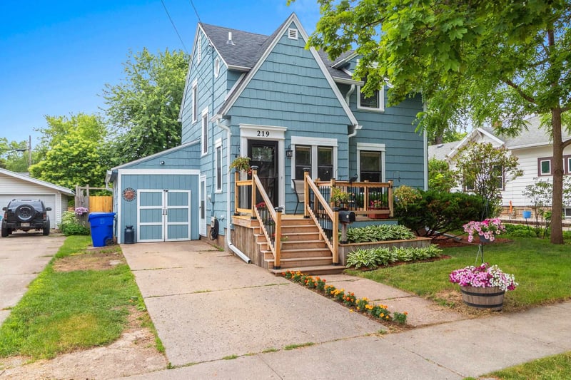 219 Hancock St, Appleton, WI 54911