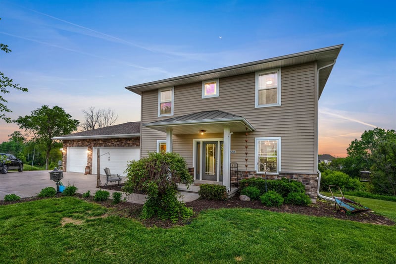 2638 Williams Grant Dr, De Pere, WI 54115