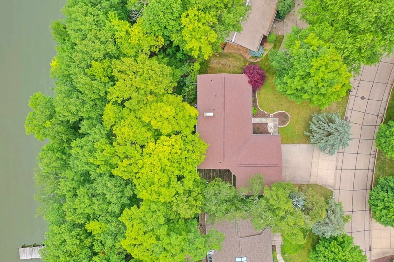1511 Briarcliff Dr, Appleton, WI 54915-2840