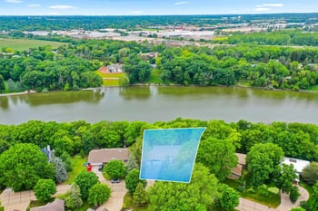 1511 N Briarcliff Dr, Appleton, WI 54915-2840