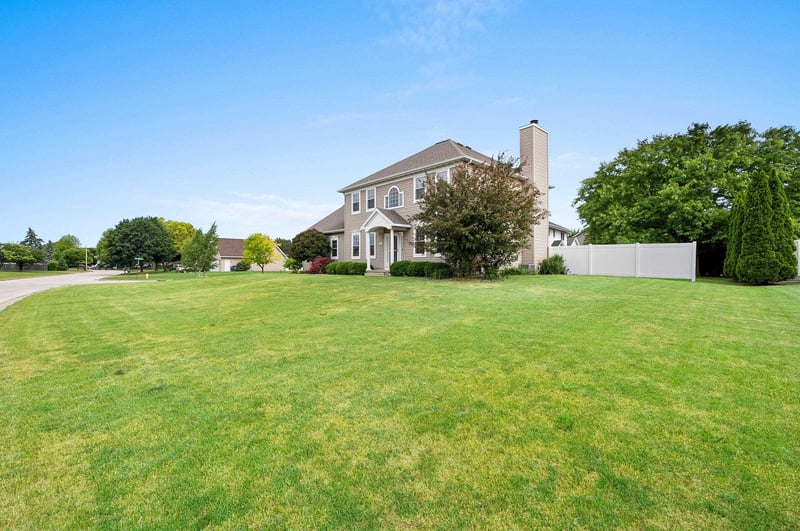 821 Mccastlen St, Green Bay, WI 54301-0901