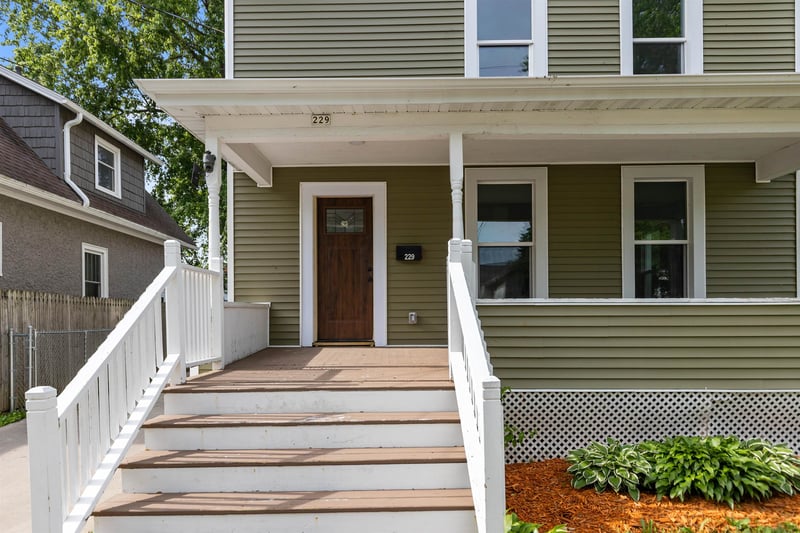 229 Fulton Ave, Oshkosh, WI 54901