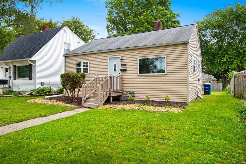 1213 Norwood Ave, Green Bay, WI 54304