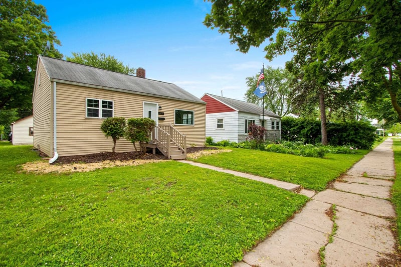 1213 Norwood Ave, Green Bay, WI 54304