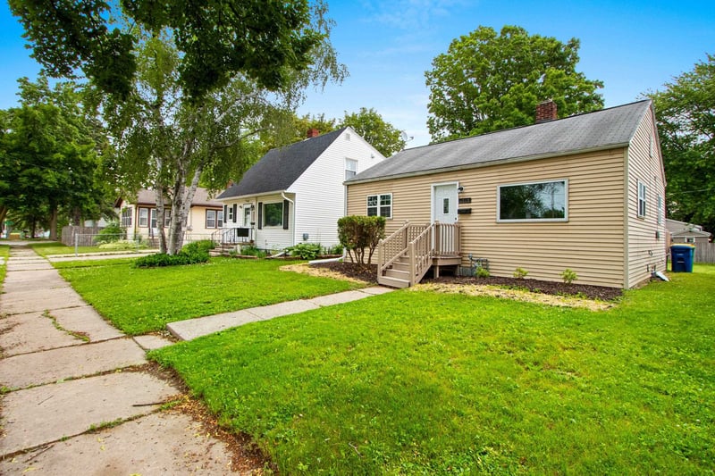 1213 Norwood Ave, Green Bay, WI 54304