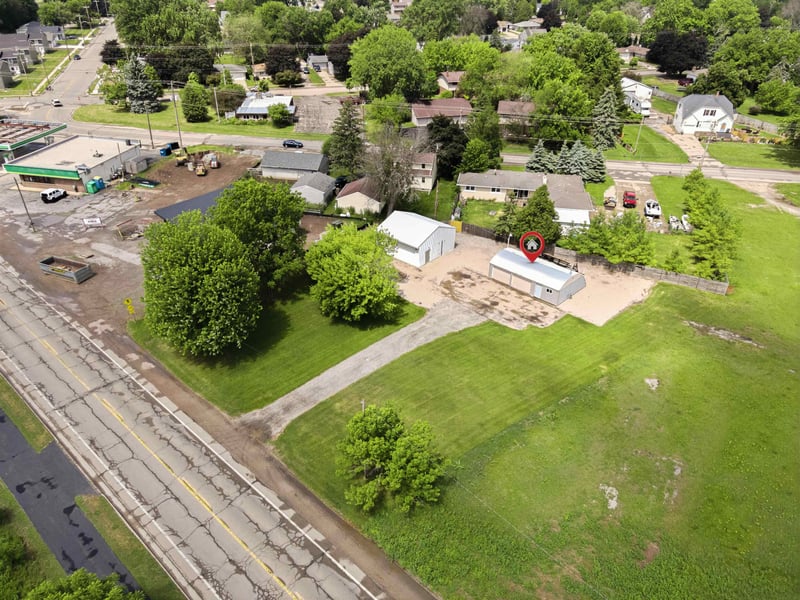 1250 Plank Rd, Menasha, WI 54952