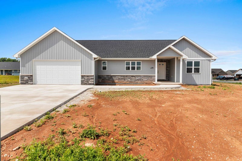 2650 Lawrence Ln, Neenah, WI 54956