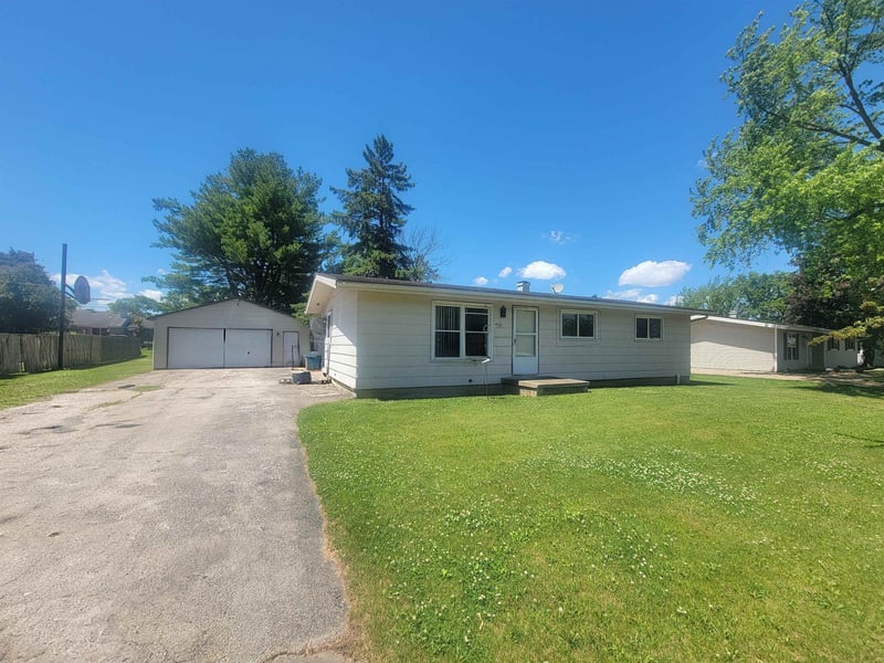 345 Pleasant Way, Seymour, WI 54165-1248