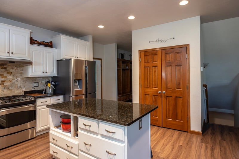 2702 Corridor Dr, Appleton, WI 54913