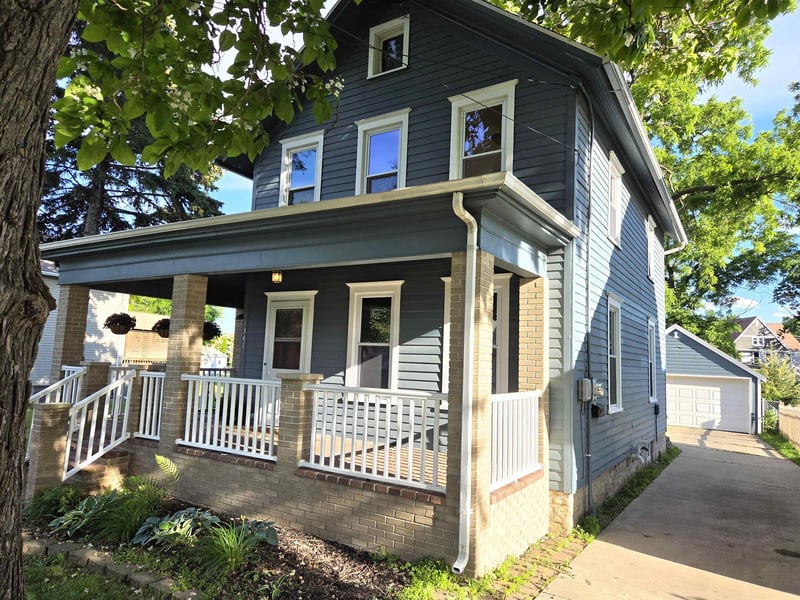 1341 2nd St, Appleton, WI 54914