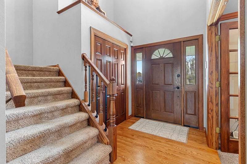 1354 Camelot Ct, Oneida, WI 54155