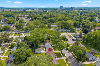 1225 Redwood Dr, Green Bay, WI 54304