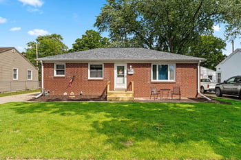 1225 Redwood Dr, Green Bay, WI 54304