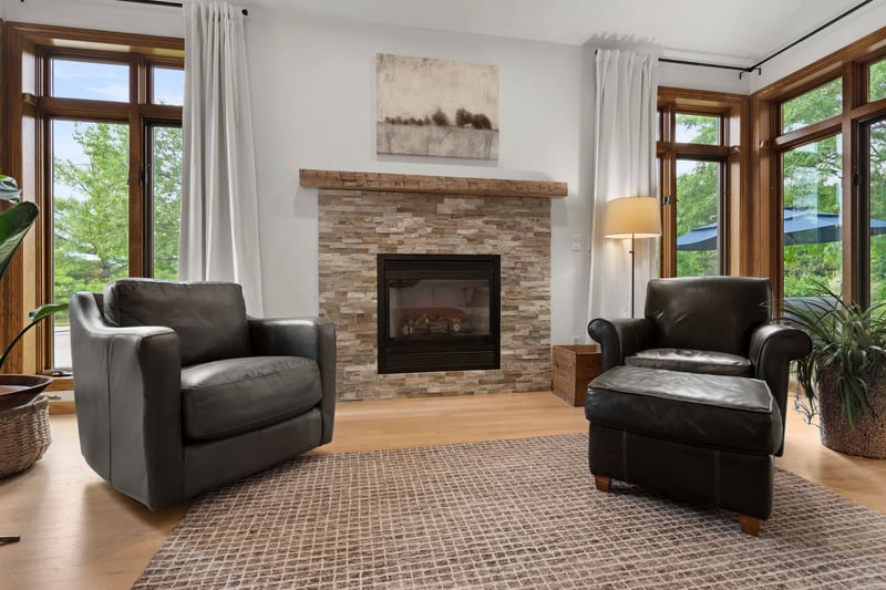 45 Bellevue Pl, Appleton, WI 54913-7674